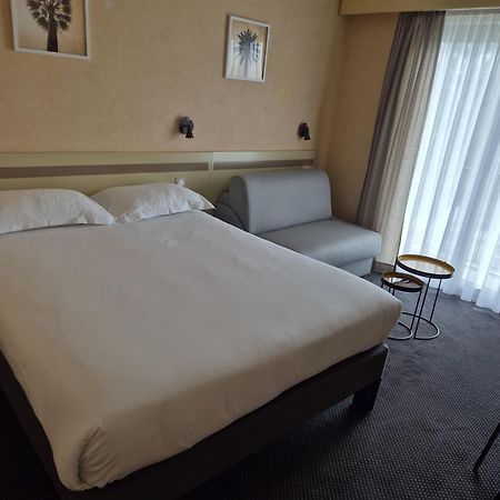 Cit'Hotel Logis De Brou, Bourg En Bresse Esterno foto