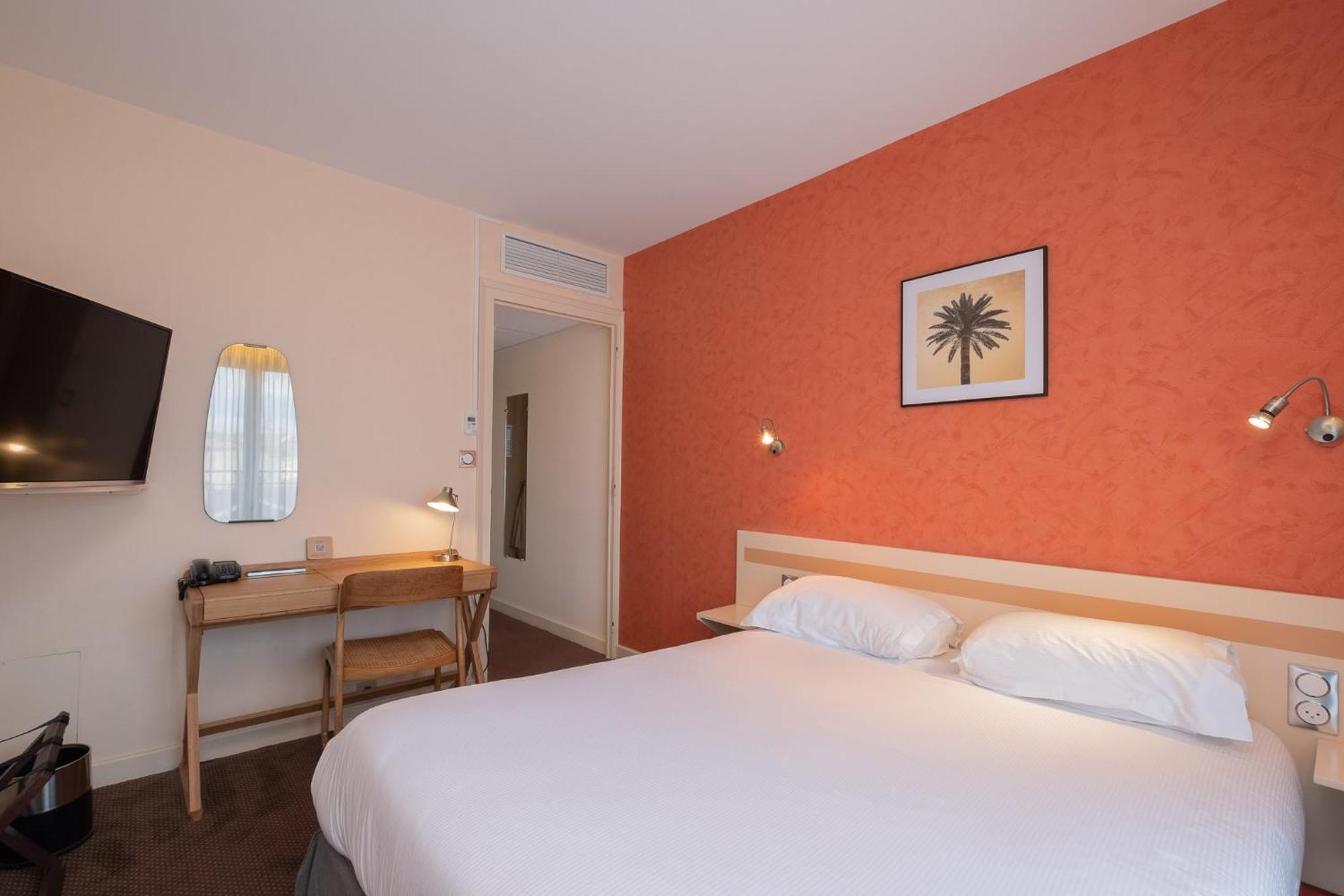 Cit'Hotel Logis De Brou, Bourg En Bresse Esterno foto