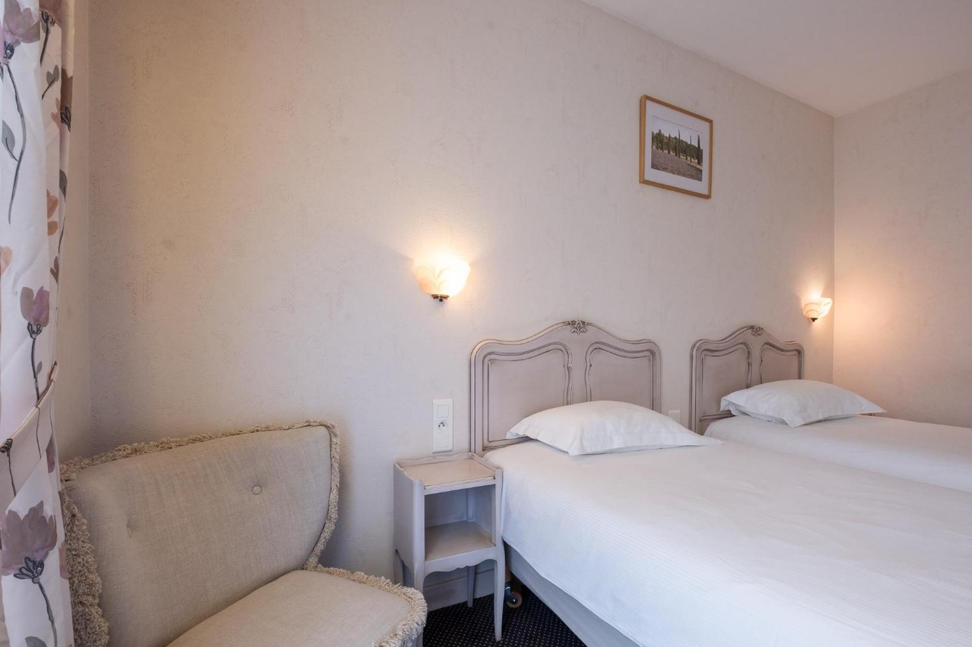Cit'Hotel Logis De Brou, Bourg En Bresse Esterno foto