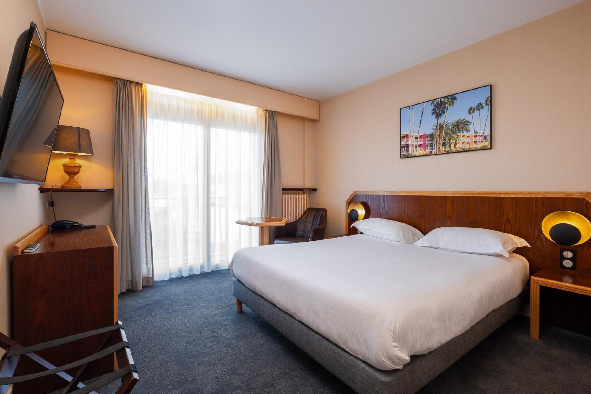 Cit'Hotel Logis De Brou, Bourg En Bresse Esterno foto