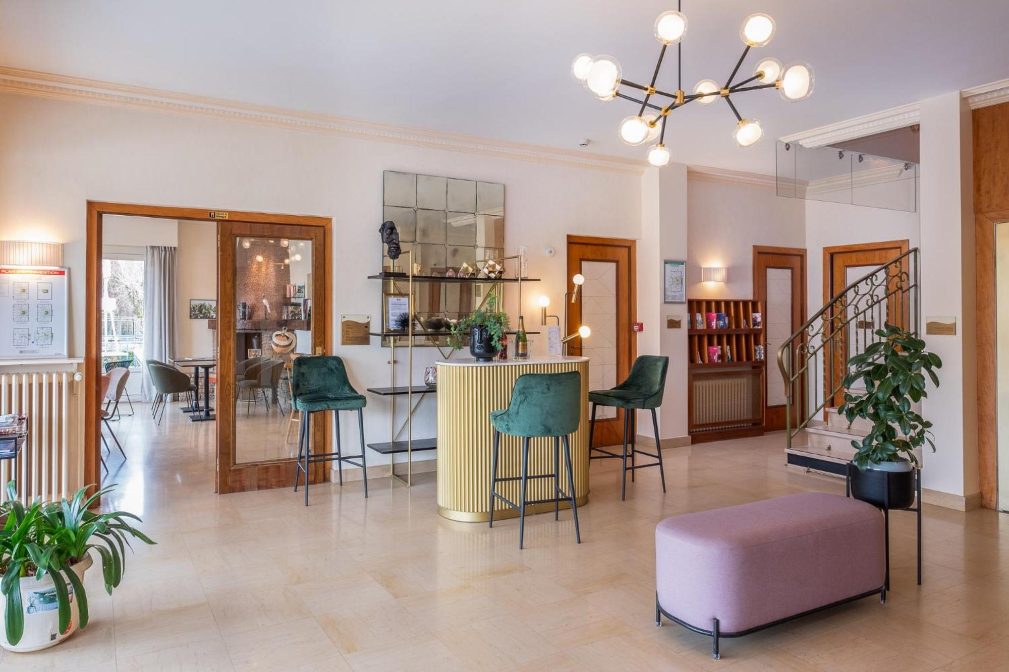 Cit'Hotel Logis De Brou, Bourg En Bresse Esterno foto