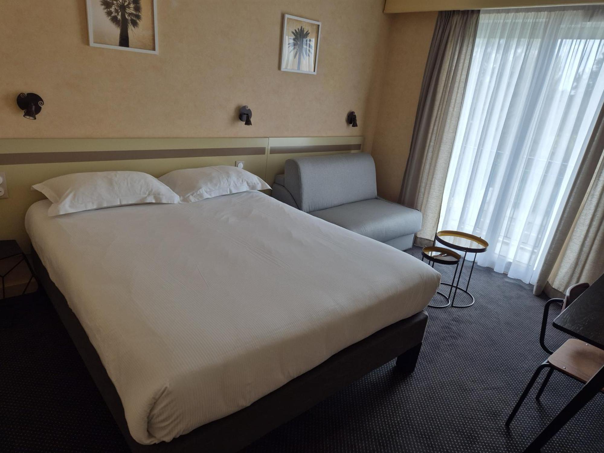 Cit'Hotel Logis De Brou, Bourg En Bresse Esterno foto